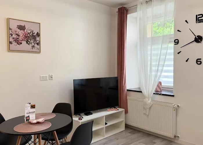 Stayzdroj By Libertarent Waldenburg